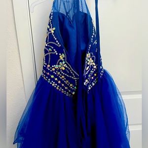 Prom dresses on sale !!!